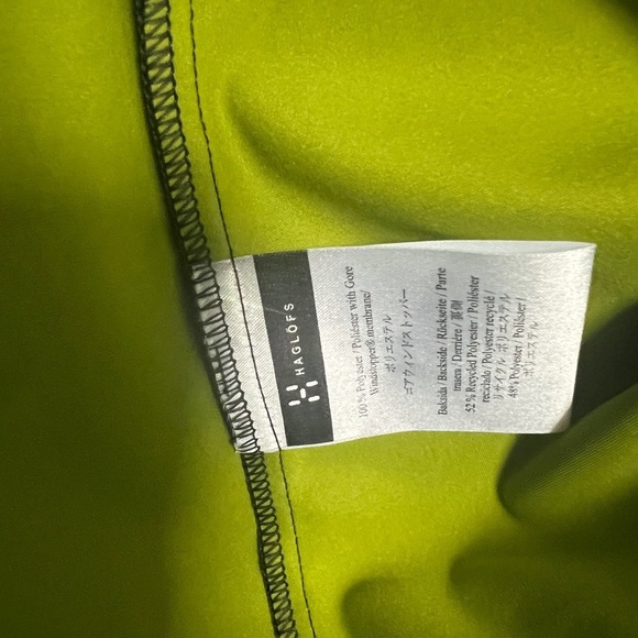 Haglöfs Women’s Black Vest with Green Inside Size Small - Picture 4 of 7